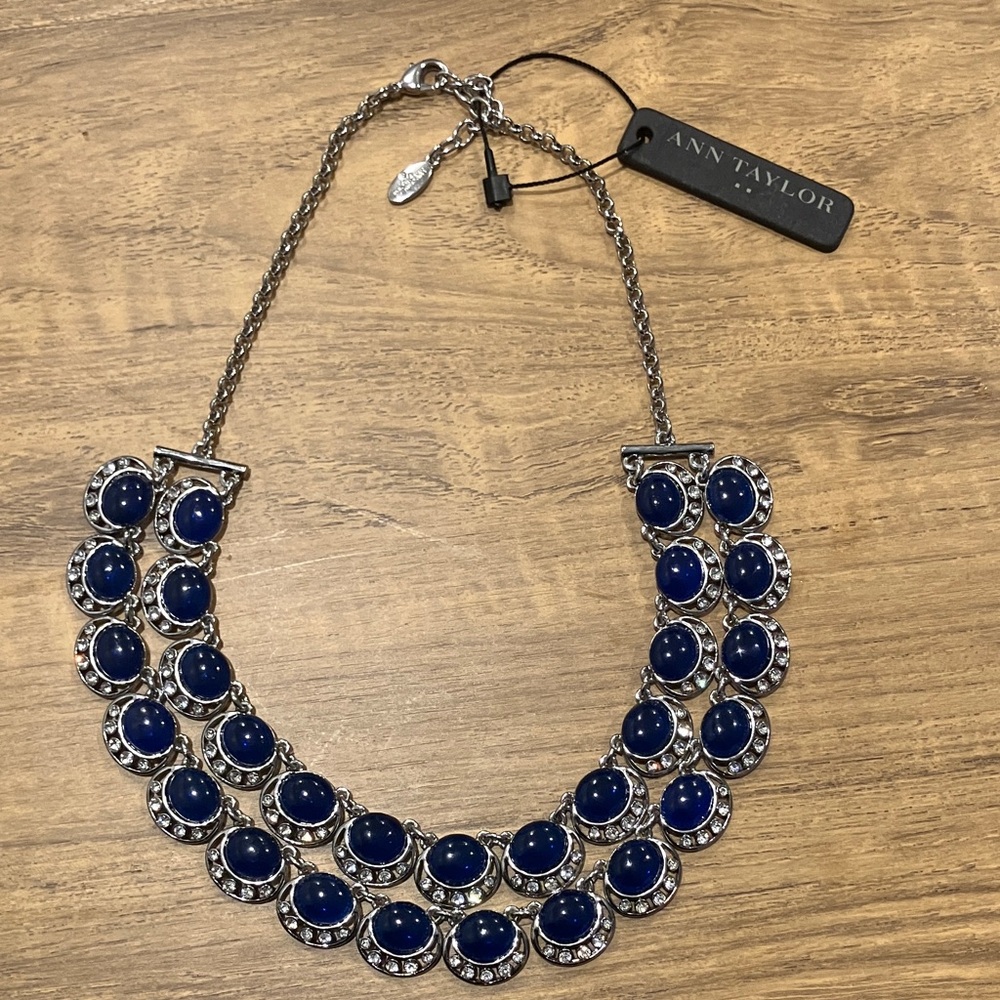 NWT Ann Taylor costume jewelry necklace.